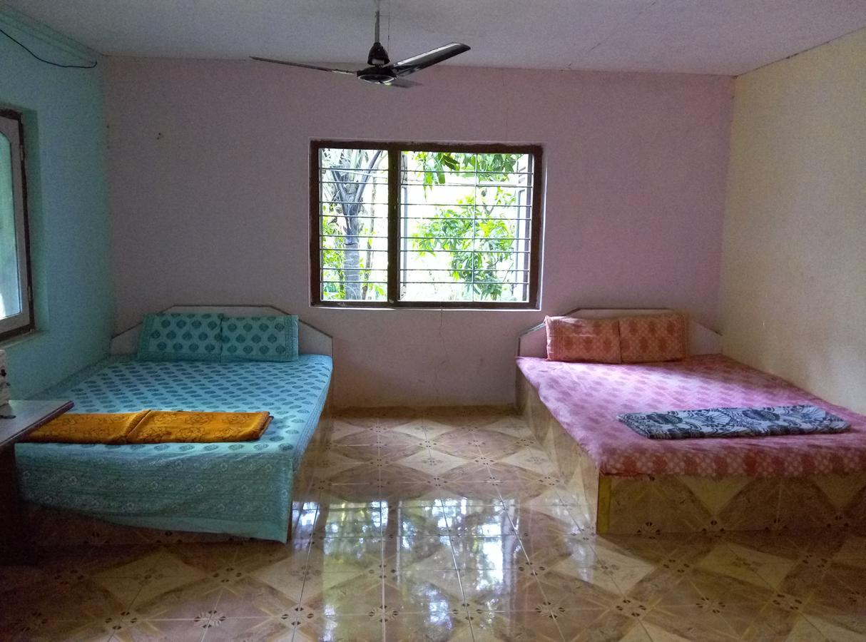 Om Shree Bed And Breakfast Harihareshwar Екстер'єр фото