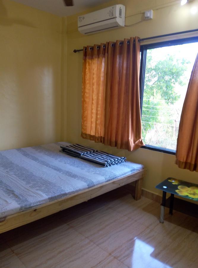 Om Shree Bed And Breakfast Harihareshwar Екстер'єр фото